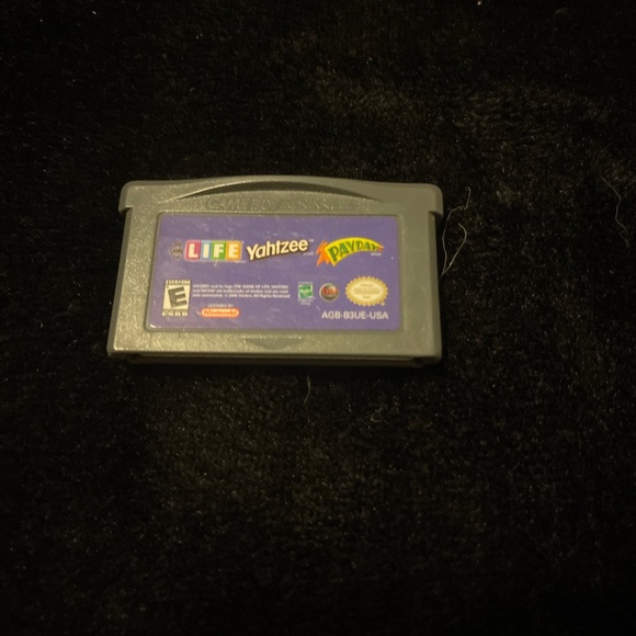 Game boy advanced game Life, Yahtzee, Payday. - Picture 1 of 1